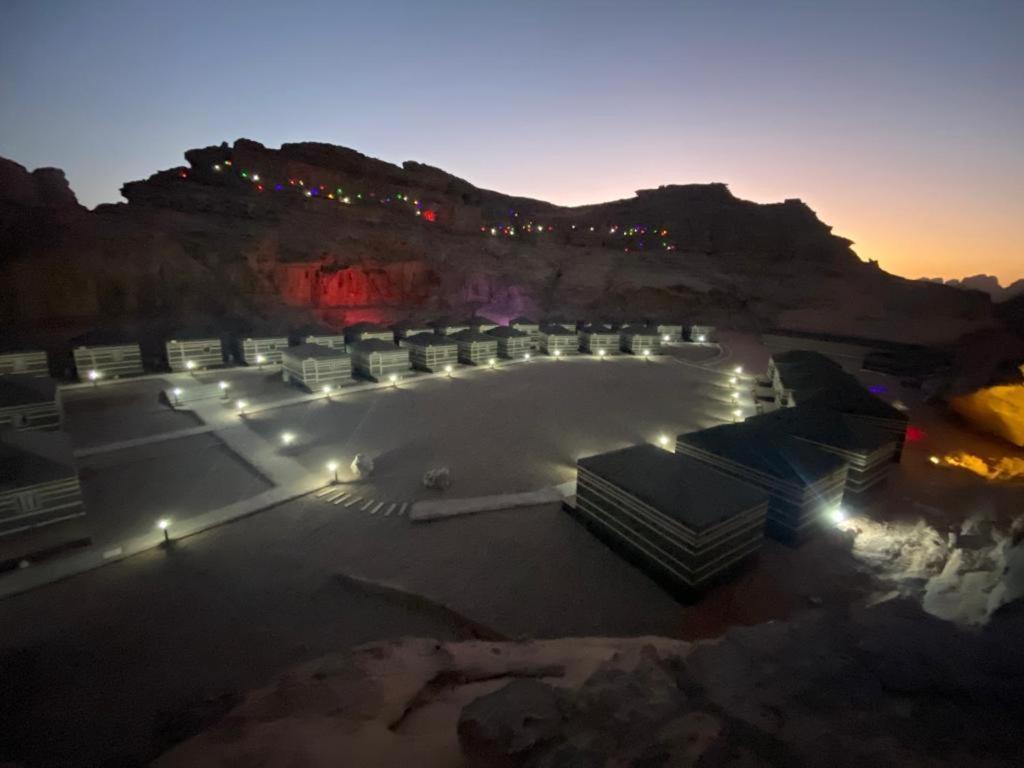 Space Village Luxury Camp Wadi Rum Exterior foto