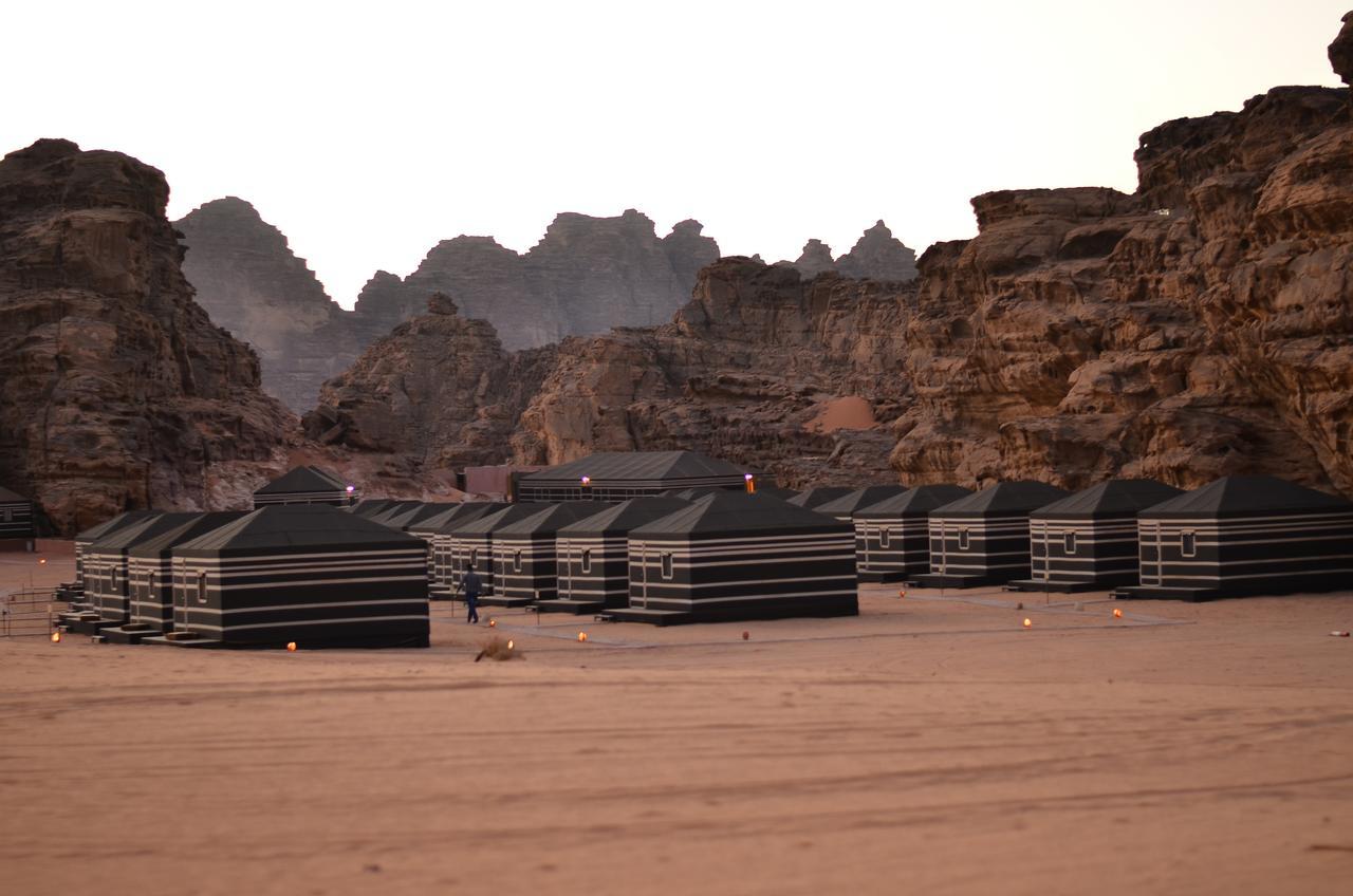 Space Village Luxury Camp Wadi Rum Exterior foto