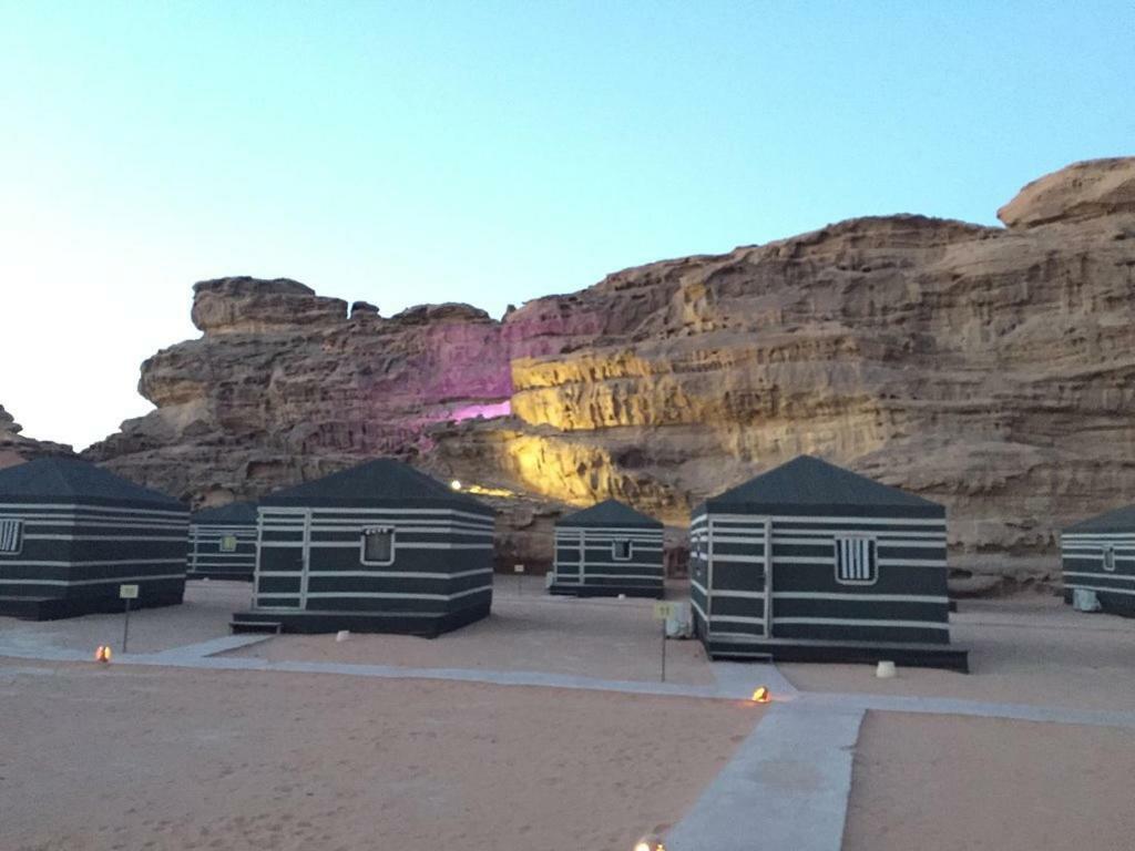 Space Village Luxury Camp Wadi Rum Exterior foto